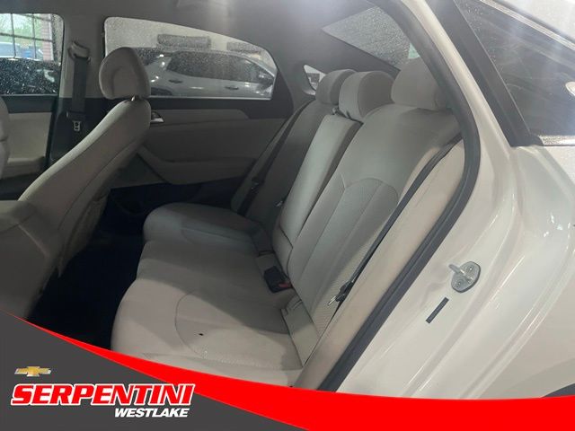 2015 Hyundai Sonata 2.4L SE Image 15 of 35