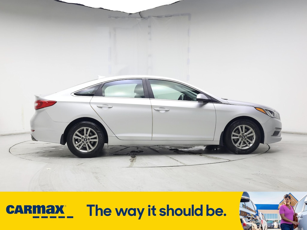 2015 Hyundai Sonata 2.4L SE Image 4 of 26
