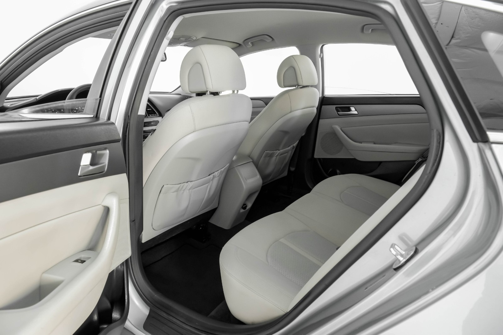 2015 Hyundai Sonata 2.4L SE Image 36 of 55