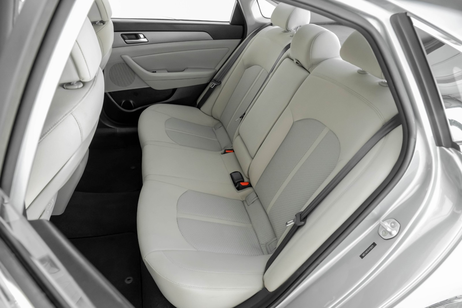 2015 Hyundai Sonata 2.4L SE Image 37 of 55