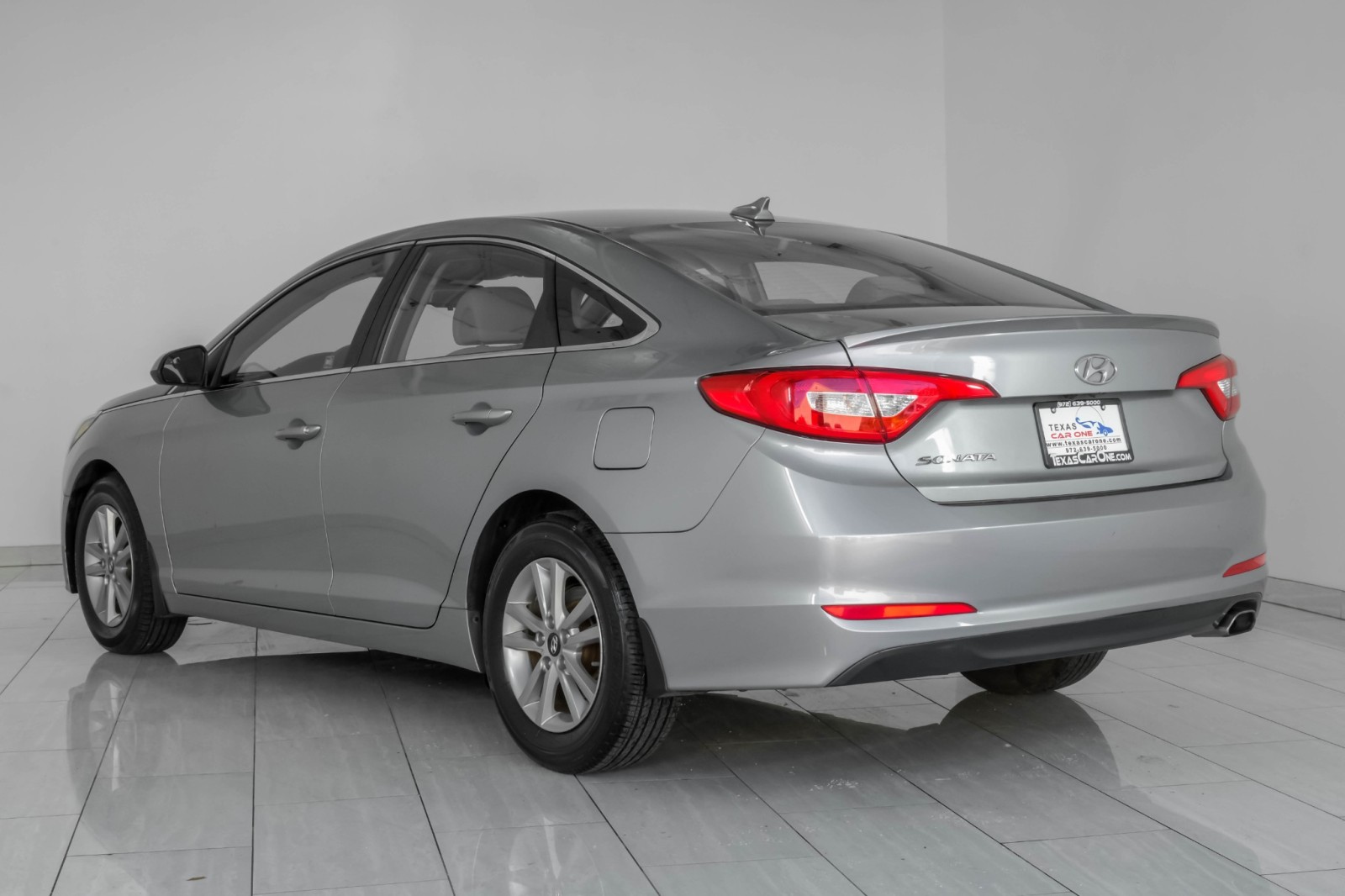2015 Hyundai Sonata 2.4L SE Image 10 of 55