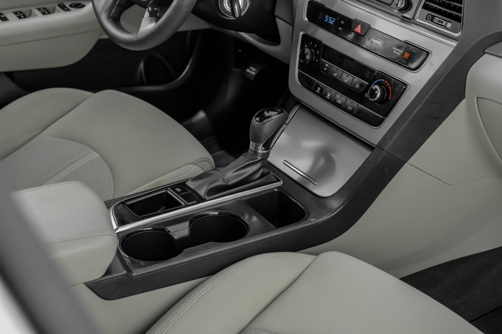 2015 Hyundai Sonata 2.4L SE Image 25 of 55