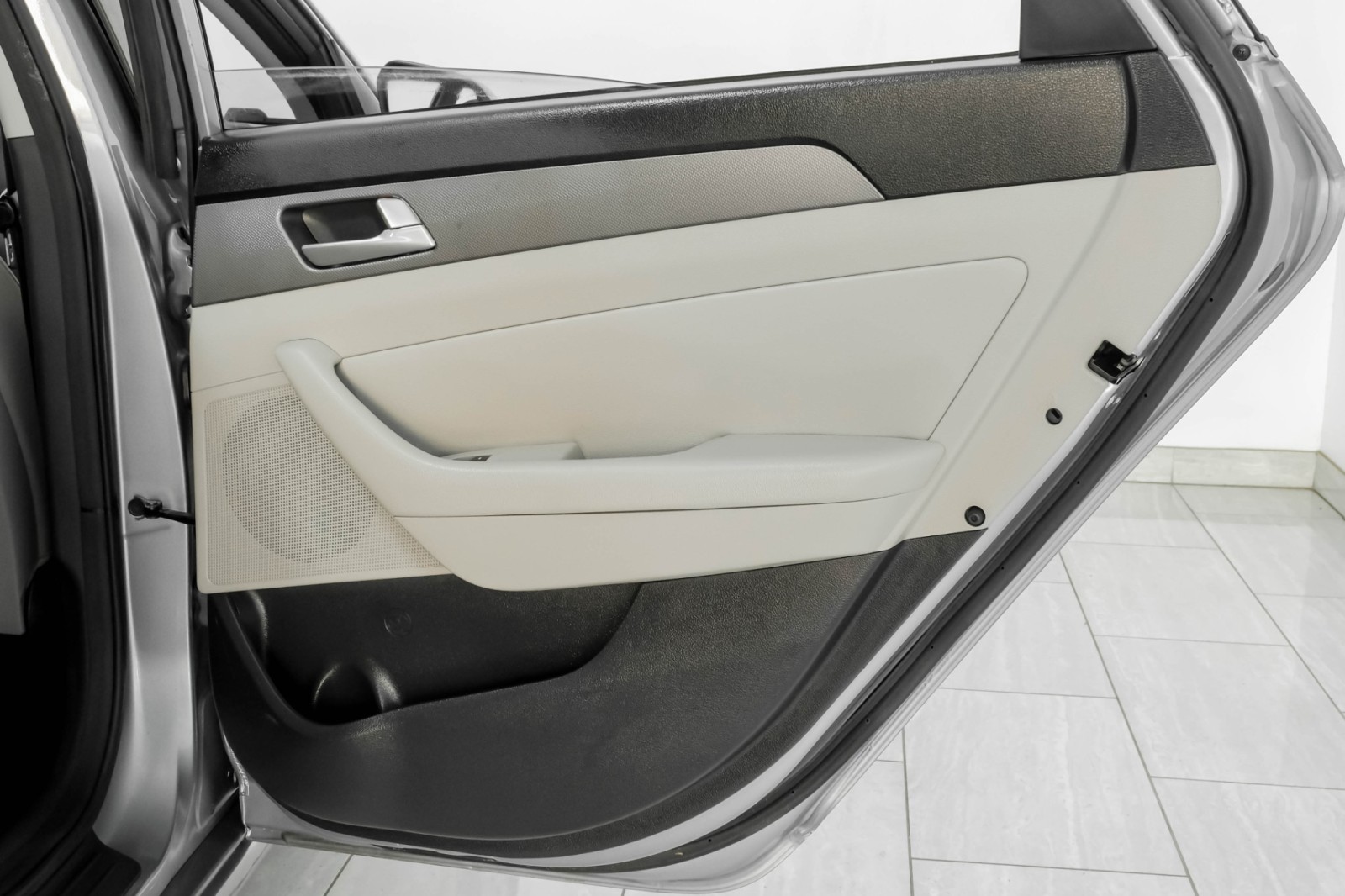 2015 Hyundai Sonata 2.4L SE Image 44 of 55