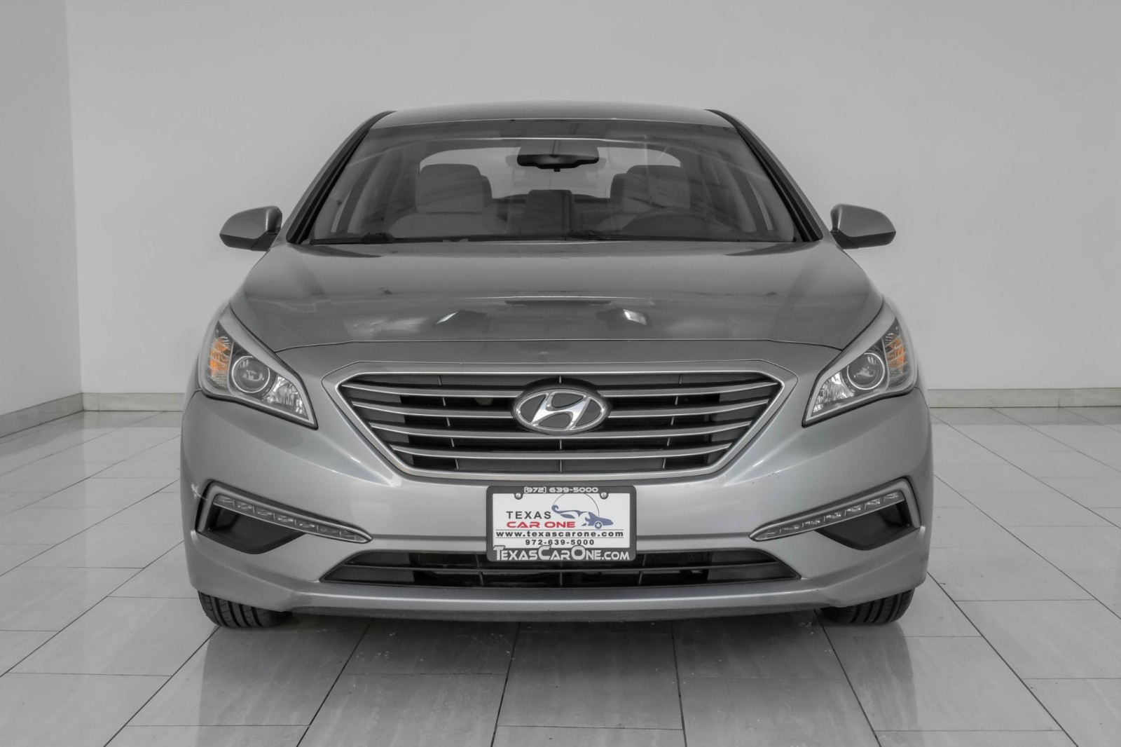 2015 Hyundai Sonata 2.4L SE Image 3 of 55