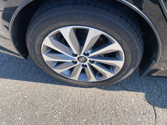Vehicle image 29 of 31