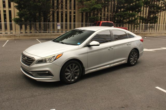 2015 Hyundai Sonata 2.4L Sport Image 1 of 35