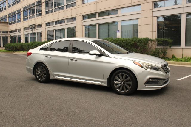 2015 Hyundai Sonata 2.4L Sport Image 3 of 35