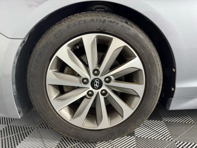2015 Hyundai Sonata 2.4L Sport Image 11 of 44