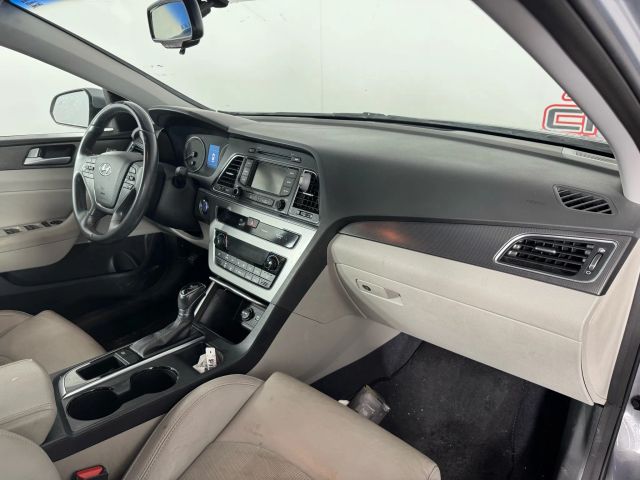 2015 Hyundai Sonata 2.4L Sport Image 19 of 44