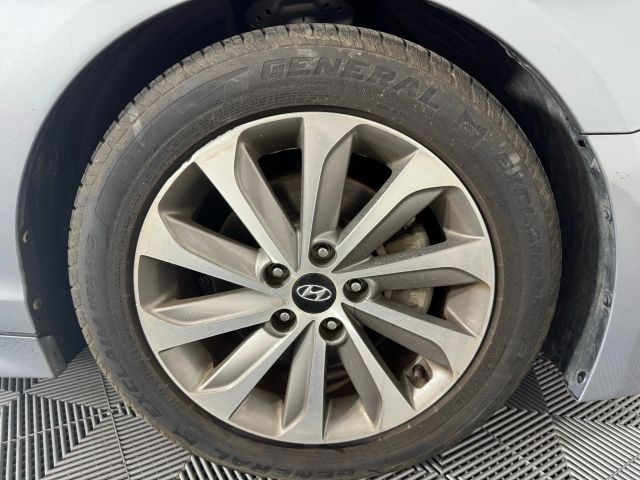 2015 Hyundai Sonata 2.4L Sport Image 12 of 44