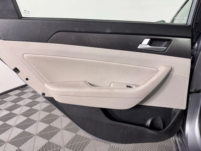 2015 Hyundai Sonata 2.4L Sport Image 29 of 44