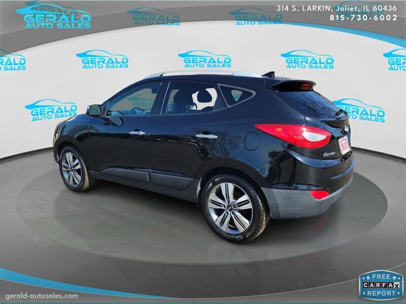 Vehicle image 5 of 24
