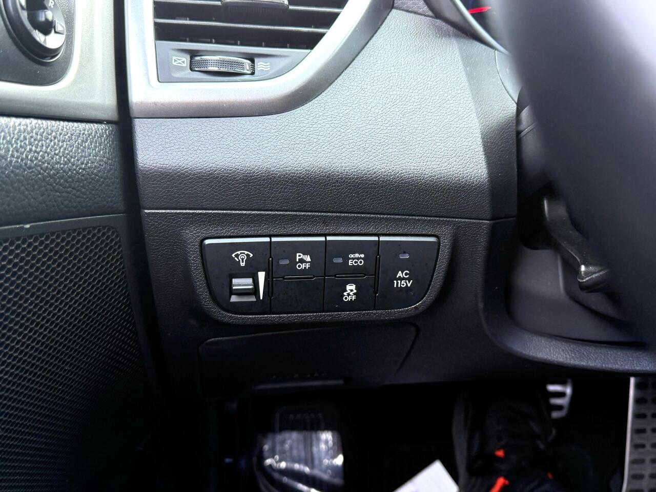 Vehicle image 15 of 28