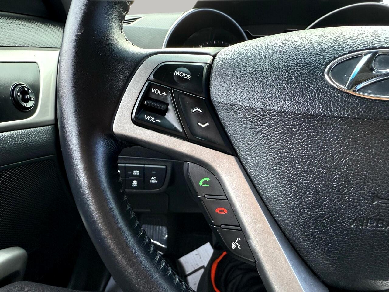 Vehicle image 14 of 28
