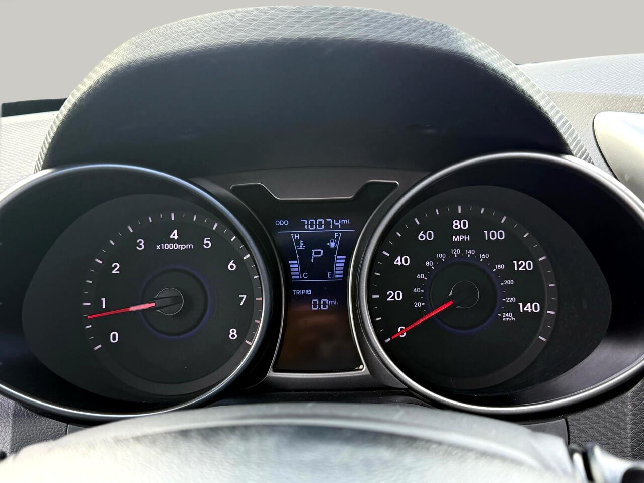 Vehicle image 12 of 28