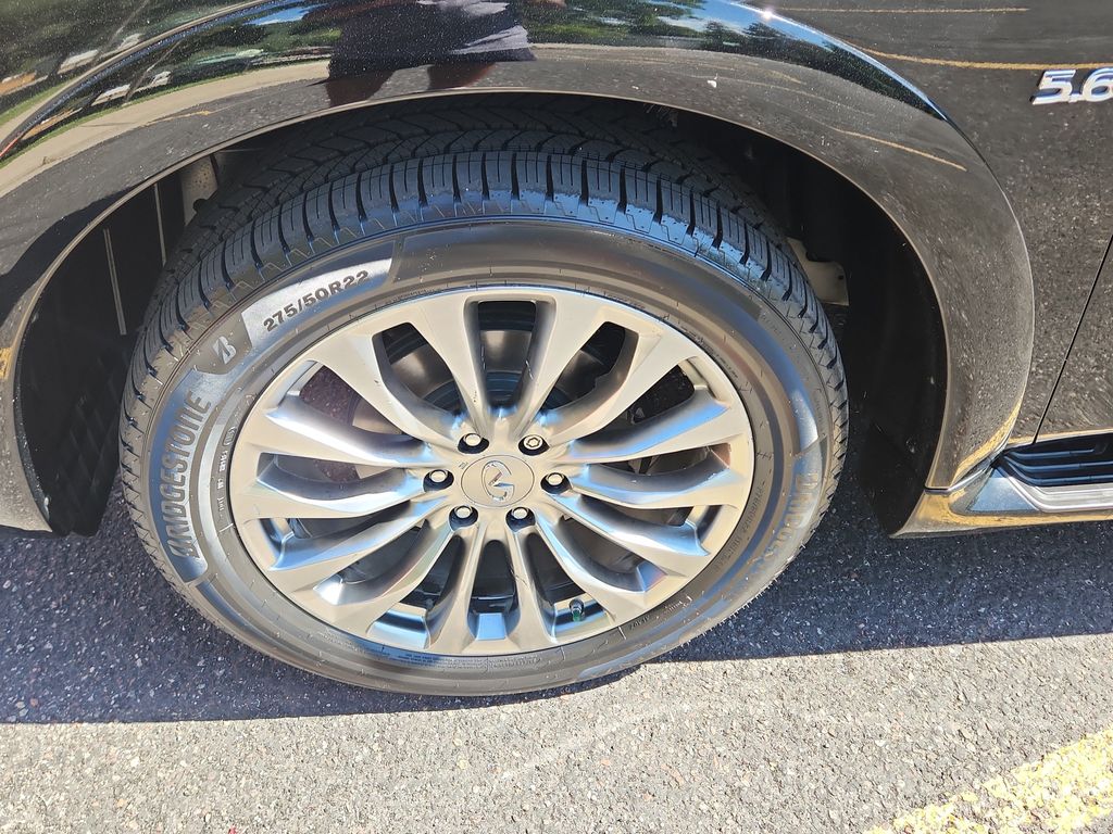 Vehicle image 19 of 28