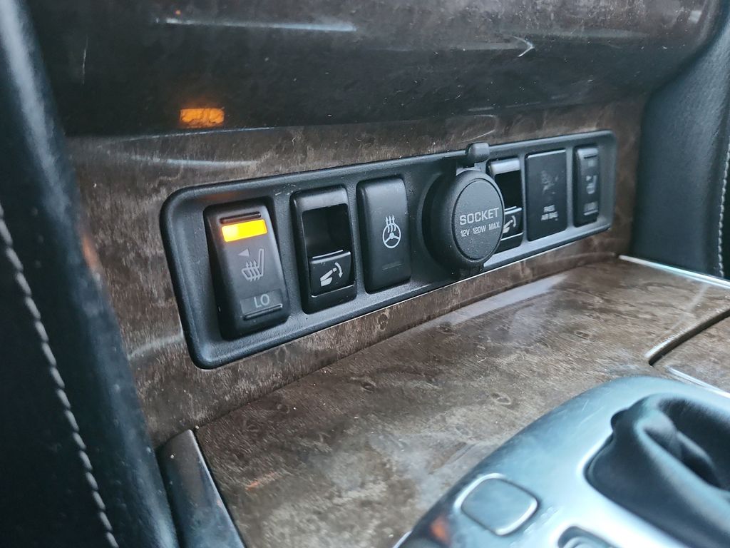 Vehicle image 28 of 28