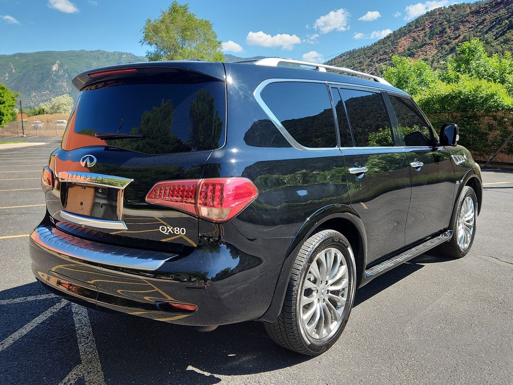 Vehicle image 5 of 28