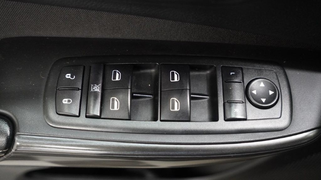 Vehicle image 27 of 27