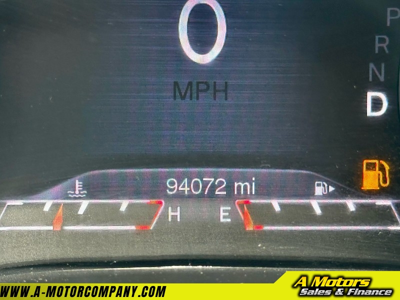 Vehicle image 19 of 25