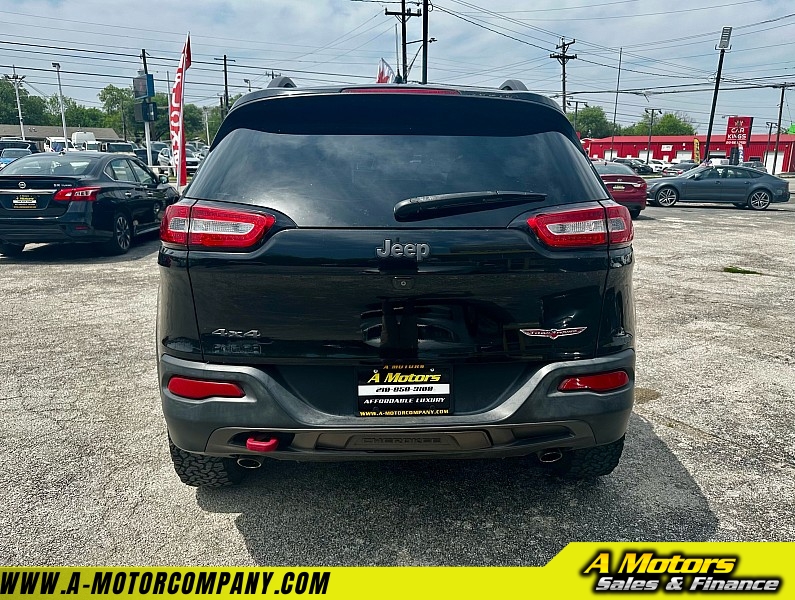 Vehicle image 5 of 25