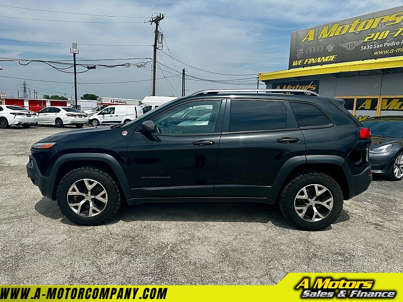 Vehicle image 7 of 25