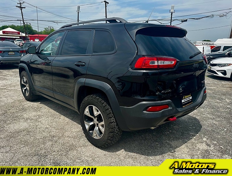 Vehicle image 6 of 25