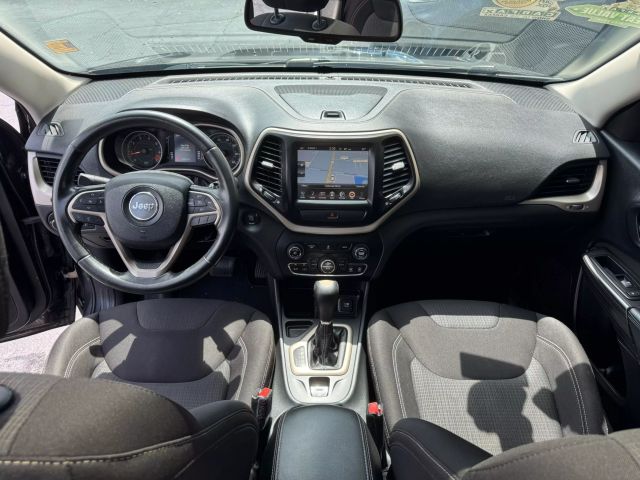 Vehicle image 20 of 51