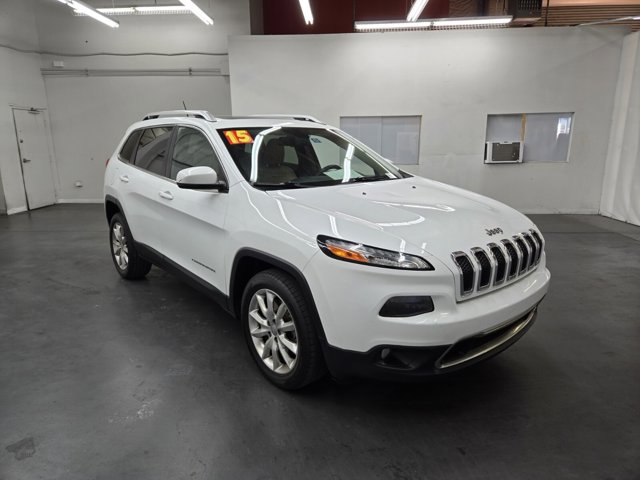 Vehicle image 3 of 21