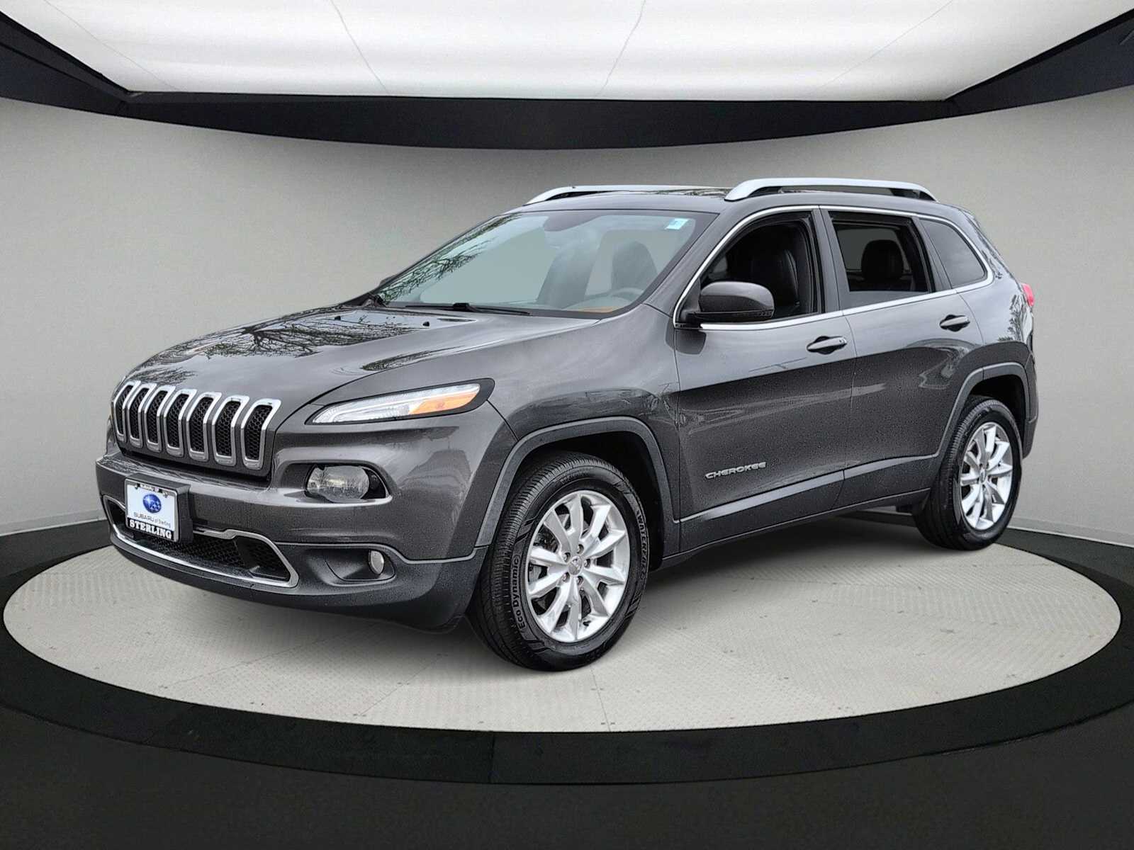 2015 Jeep Cherokee Limited Image 2 of 35