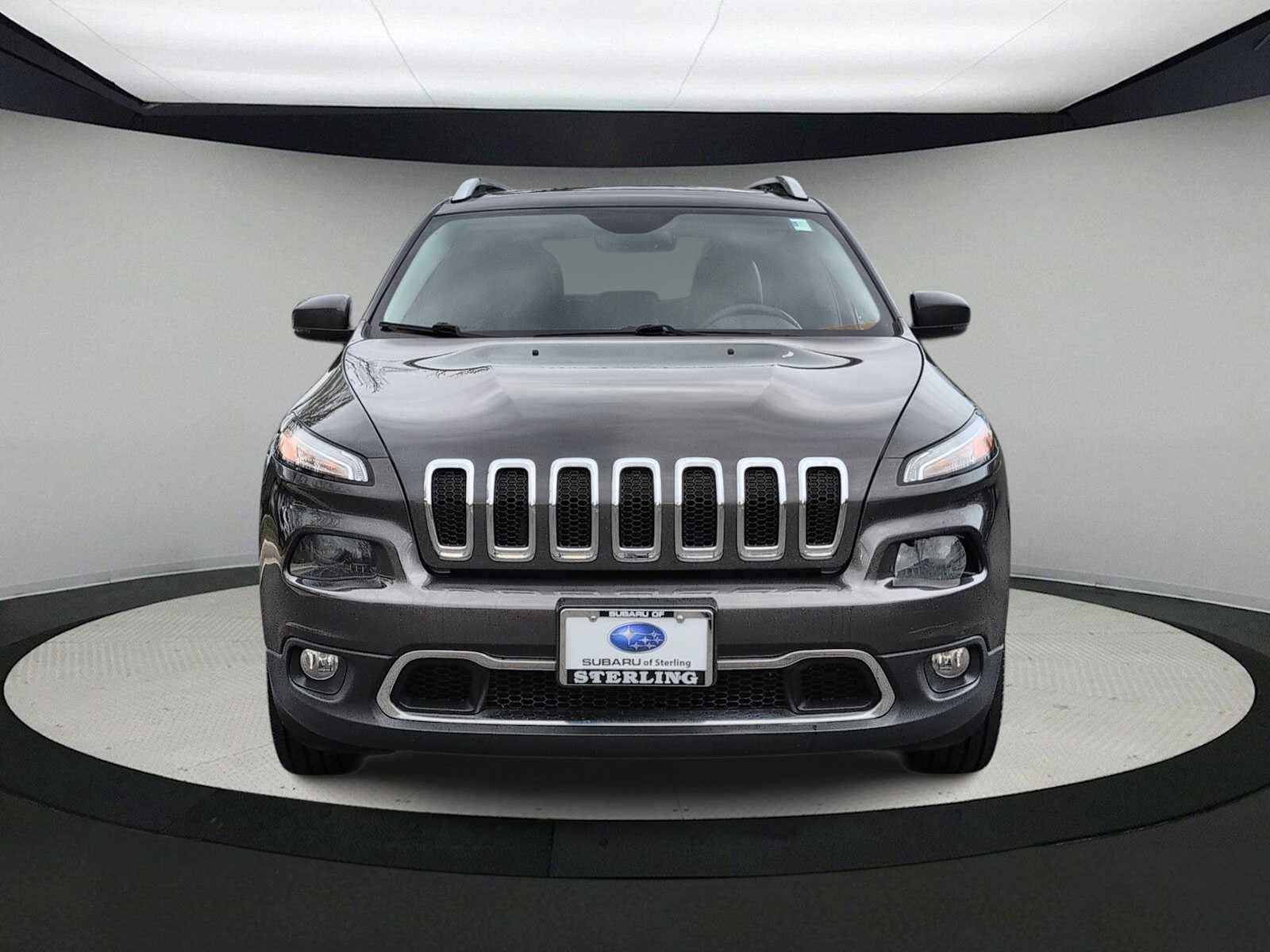 2015 Jeep Cherokee Limited Image 3 of 35