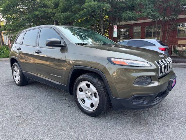 Vehicle image 3 of 17