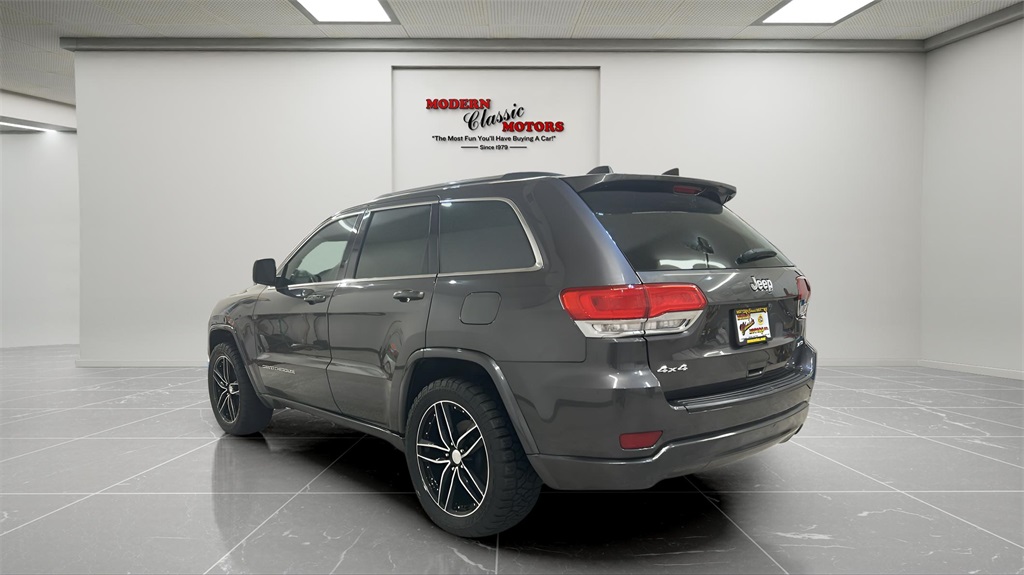 Vehicle image 7 of 26