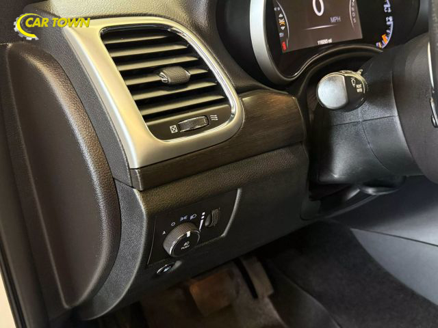 Vehicle image 22 of 58