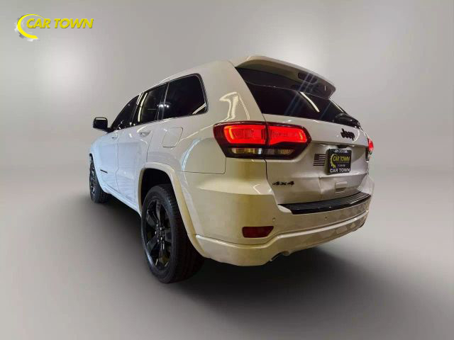 Vehicle image 14 of 58