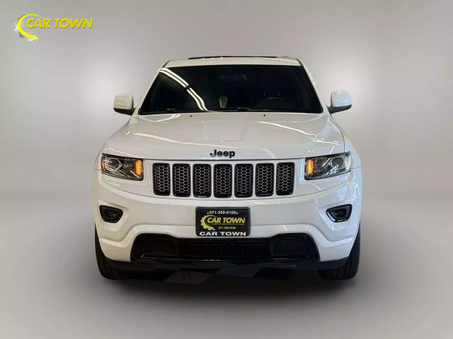 Vehicle image 4 of 58