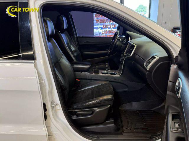 Vehicle image 48 of 58