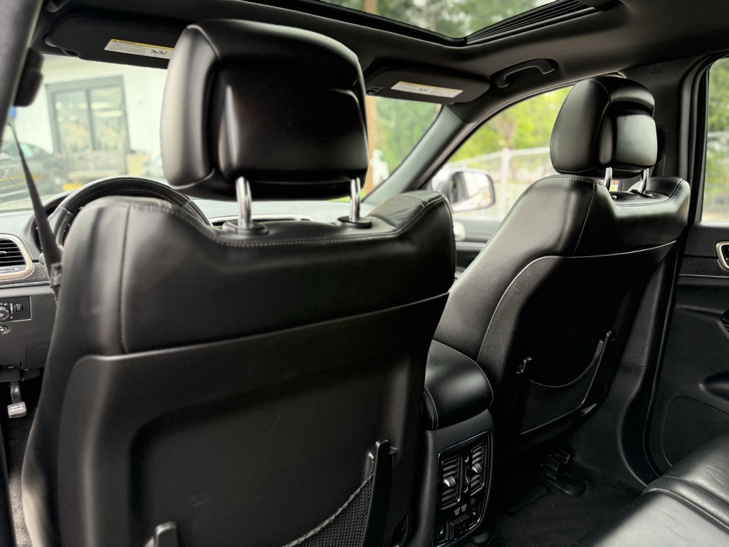 Vehicle image 18 of 41