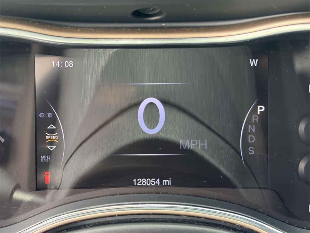Vehicle image 18 of 31