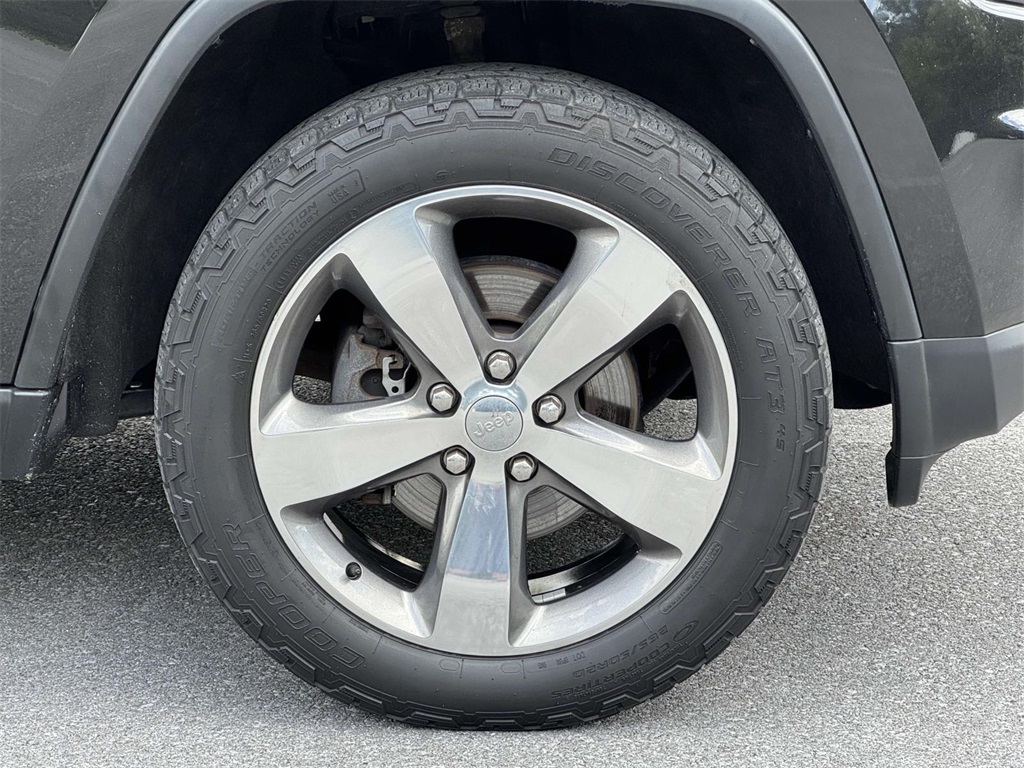 Vehicle image 9 of 31