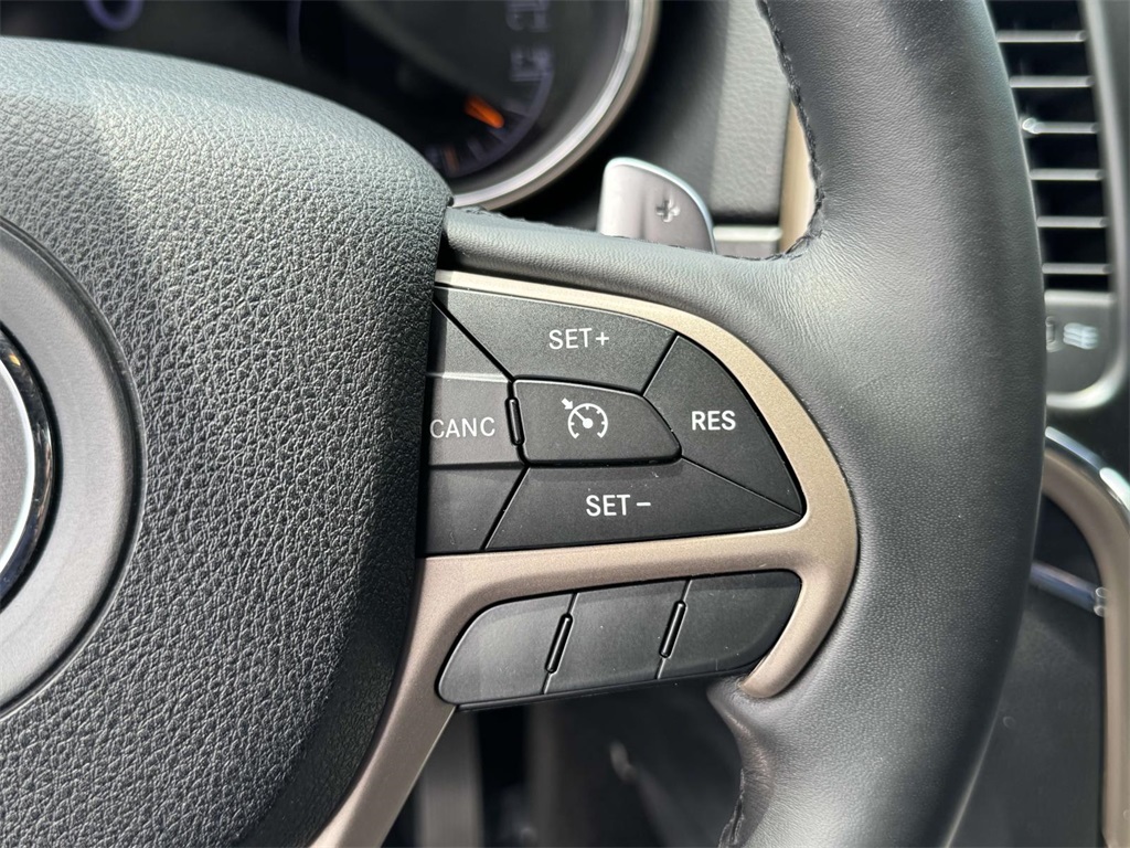 Vehicle image 29 of 31