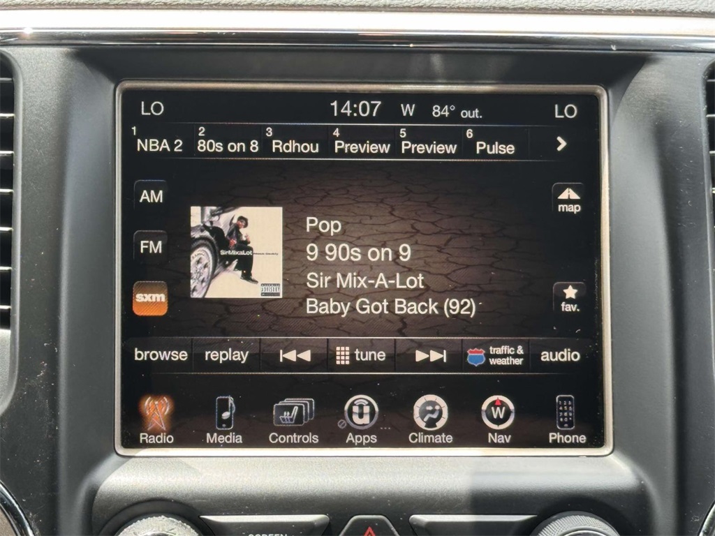 Vehicle image 20 of 31