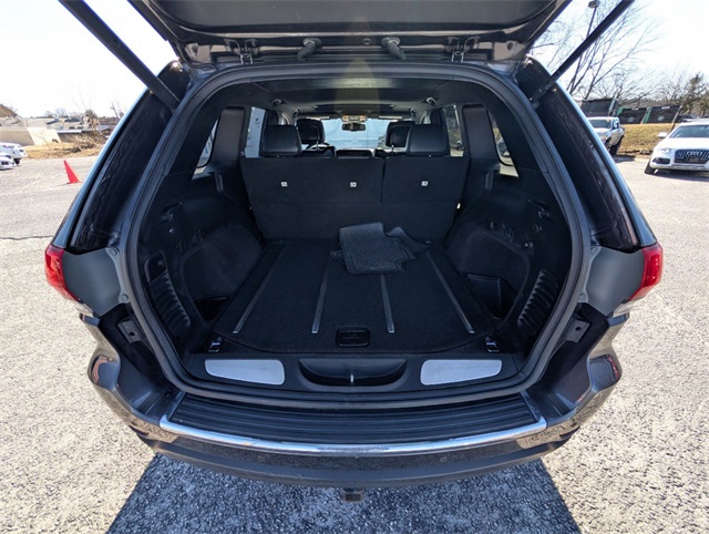 Vehicle image 13 of 37