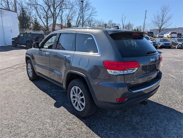 Vehicle image 8 of 37