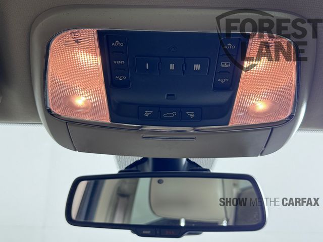 Vehicle image 30 of 39