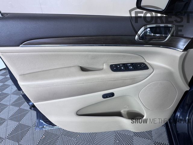 Vehicle image 1 of 39