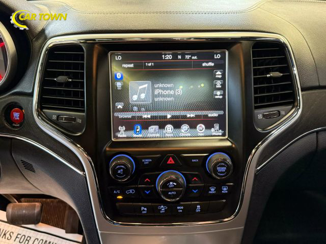 Vehicle image 27 of 61