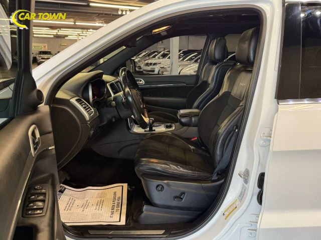 Vehicle image 18 of 61