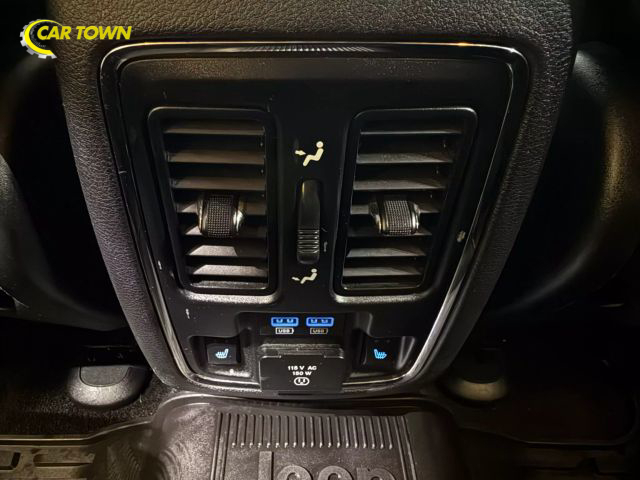Vehicle image 43 of 61