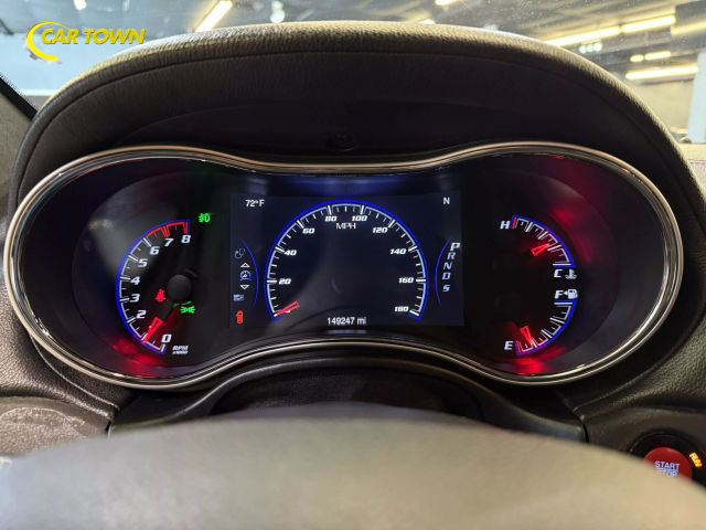 Vehicle image 26 of 61